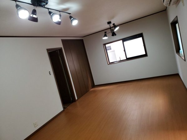 和室をシンプル洋間に